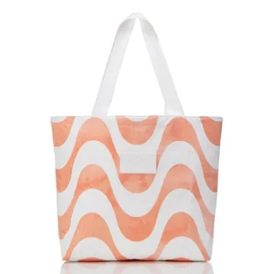 Aloha Collection Calcada Day Tripper Tote