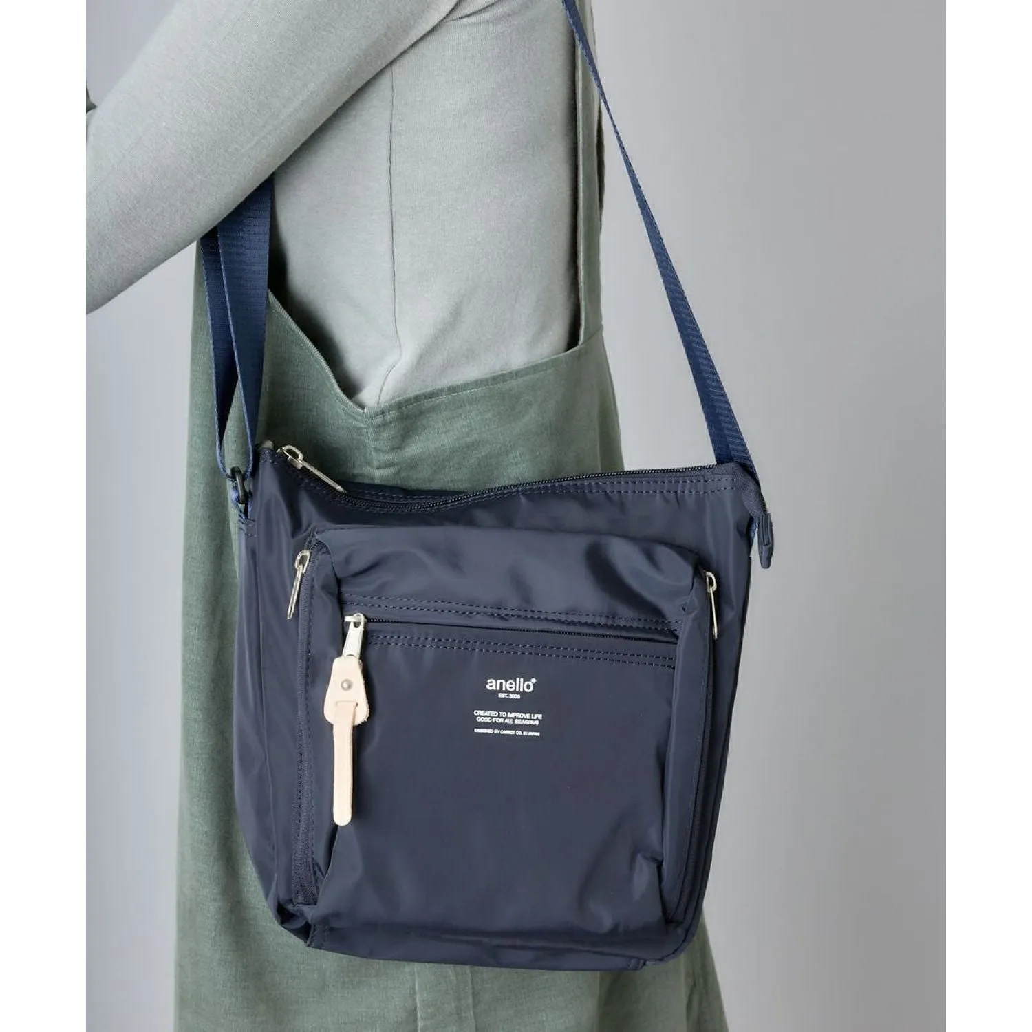 Anello Urban O.D. Shoulder Bag