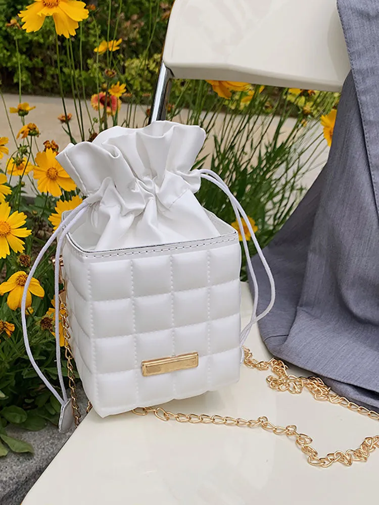 Chain Drawstring Bucket Bag