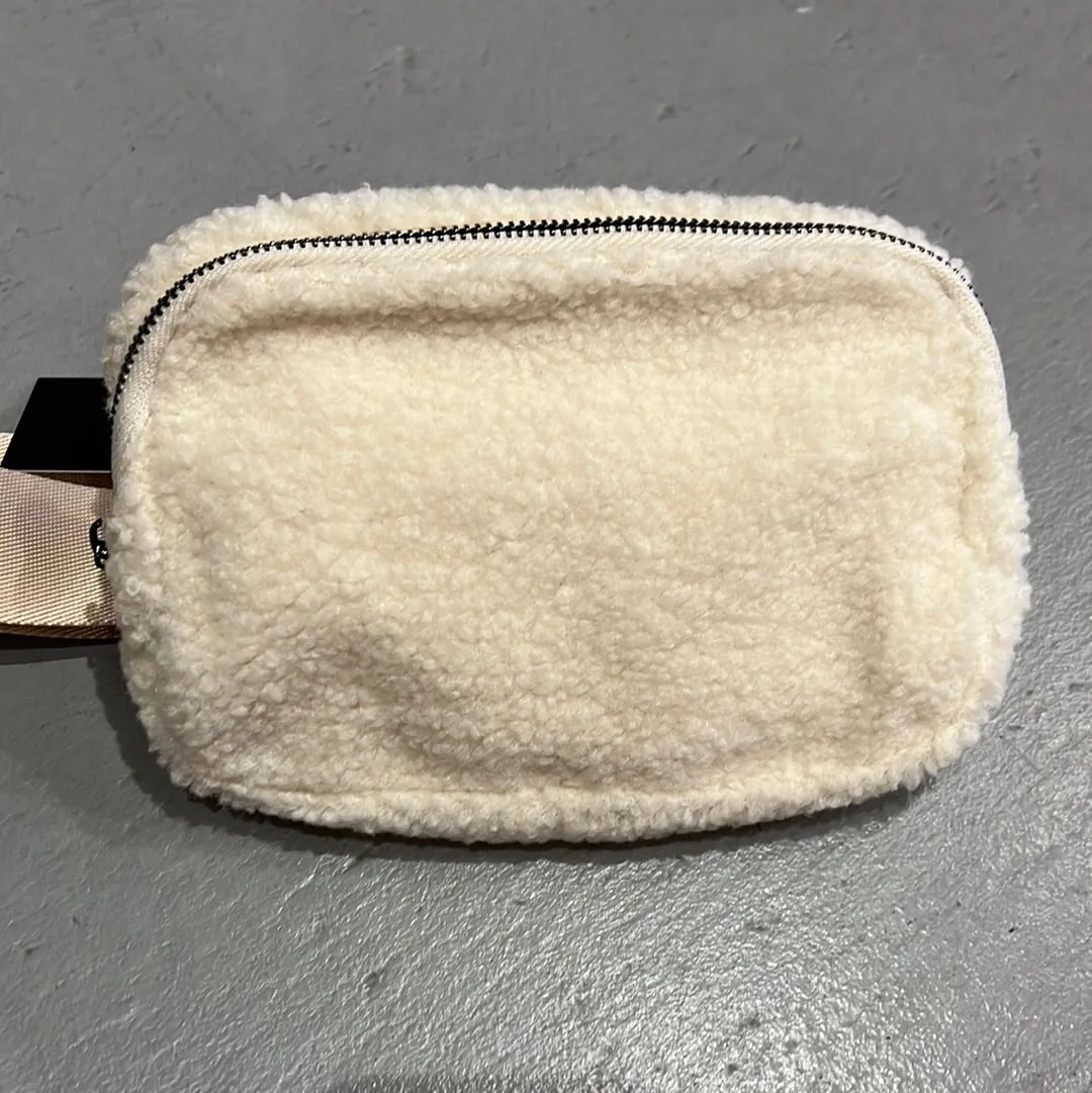 FUZZY BELT BAG